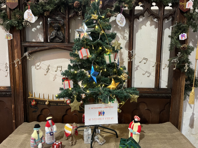 The singing group...."We three kings or orient are"